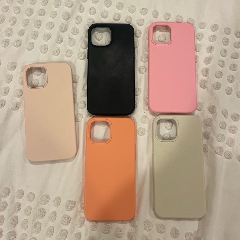 iPhone 12 Pro Max Silicone case bundle